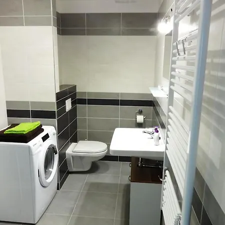 Apartments 4U Center + Free Parking Olomouc Exterior photo